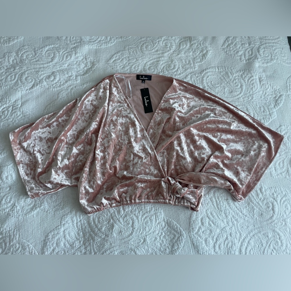 Lulus Top